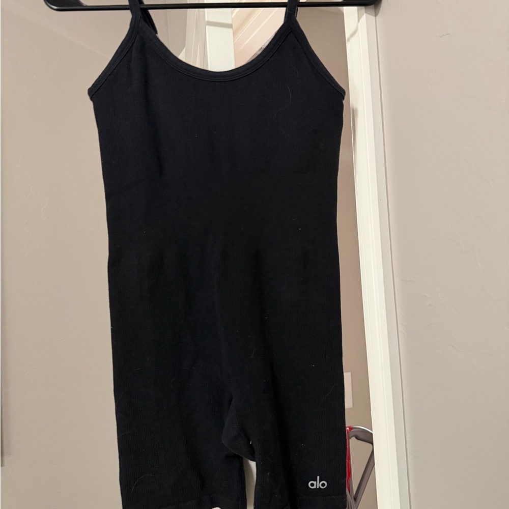 ALO Yoga Black Tank Top